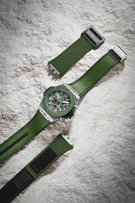 SPIRIT OF BIG BANG TITANIUM GREEN CARBON MEXICO: A 